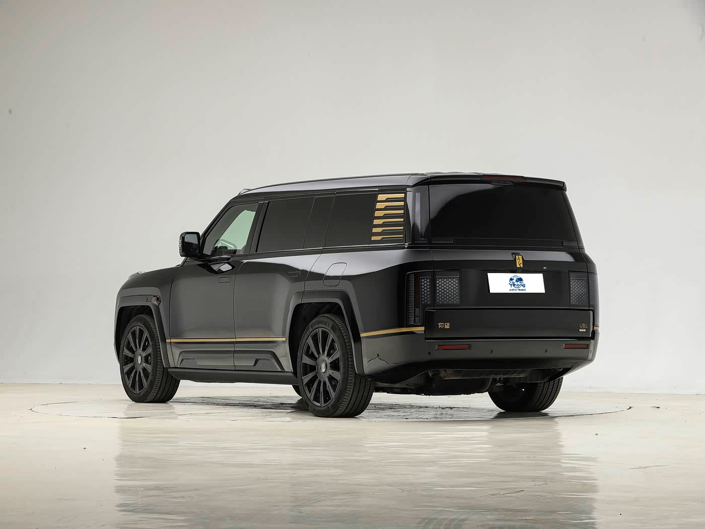 BYD Yangwang U8L Dingshi Edition