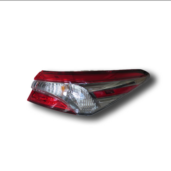 compare product FOR TOYOTA CAMRY 2018 /SE/XSE TAIL LAMP OUTER(SE)
