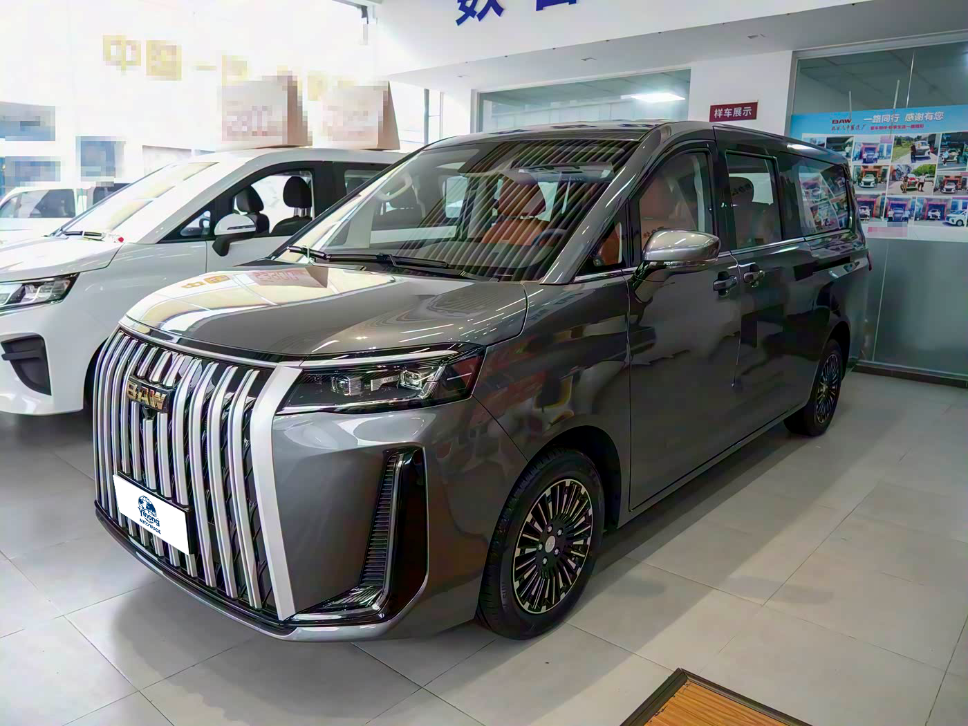 Ruisheng M8 2026 model CNG Deluxe 7-seater