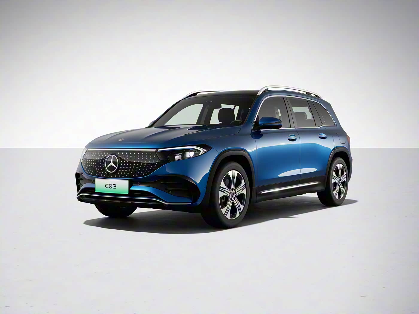 2025 Mercedes-Benz EQB350 4MATIC