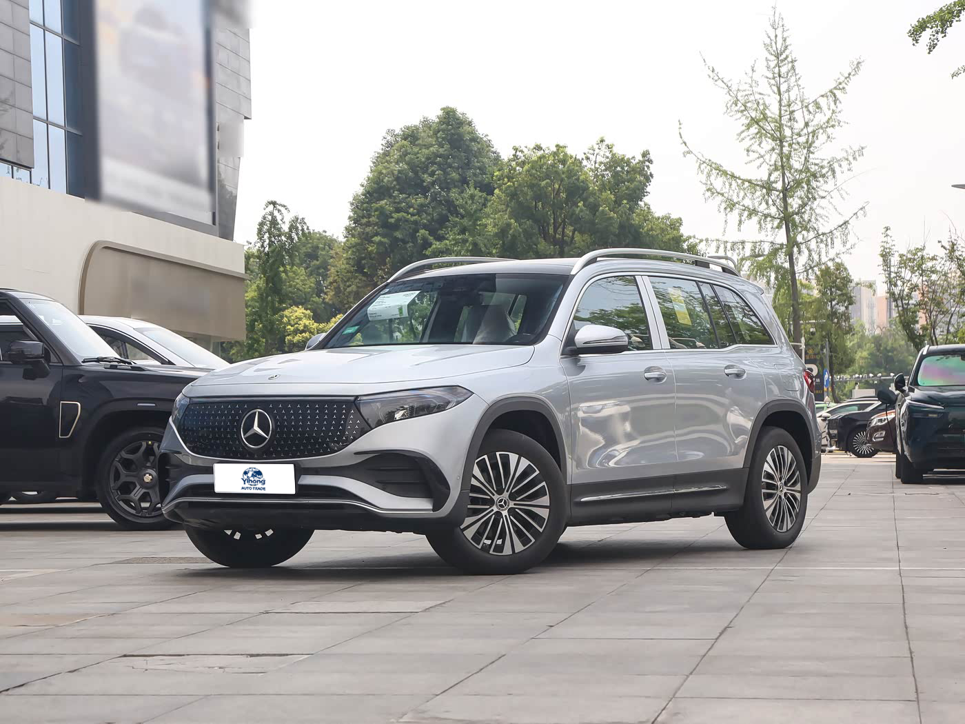 2025 Mercedes-Benz EQB260