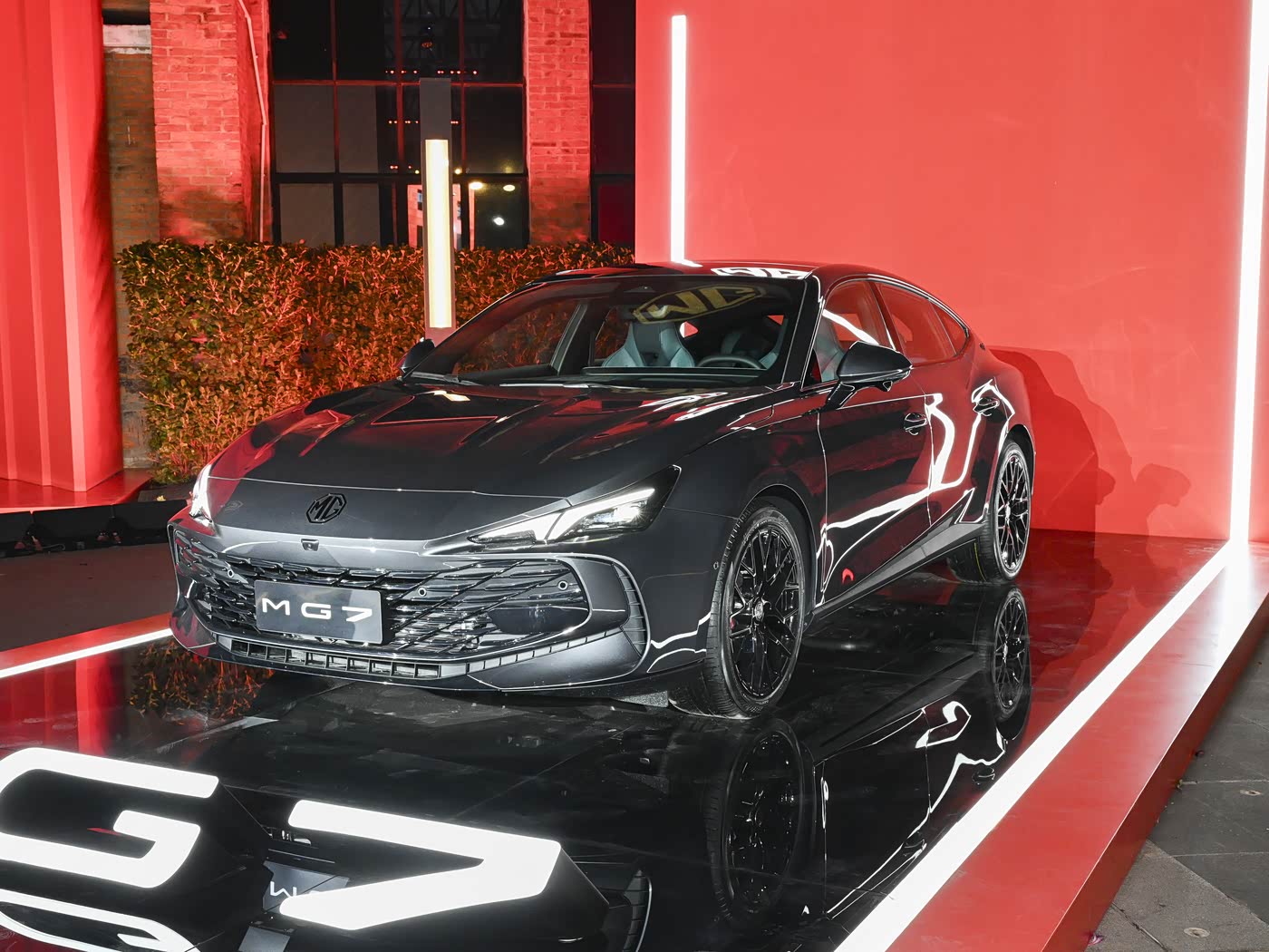 2026 MG7 2.0T Automatic Trophy+ Super Intelligent Driving Edition